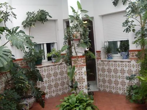 Hostal Andalucia Nerja בית הארחה