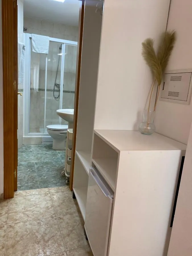 בית הארחה Hostal Andalucia Nerja